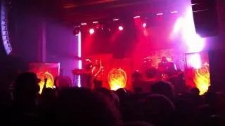 Opeth - Akerfeldt talks to crowd