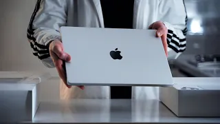 New MacBook Pro | Unboxing | Studying at Starbucks | Ikea