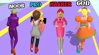 NOOB vs PRO vs HACKER vs GOD - Build A Queen , Queen Bee ...