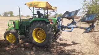 John Deere 5310 4×4 demo (Lemken plough)