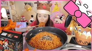 VOLCANO FIRE NOODLE CHALLENGE!!