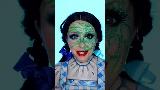 The Wizard Of Oz Makeup 🌾 #creativemakeup #cosplay #wizardofoz #makeupart #scarecrow #dorothy #mua