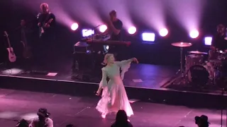 Aurora @ The Mayan performing "Daydreamer."