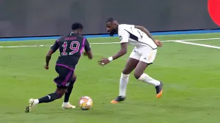 Alphonso Davies is the best LB in the world right now