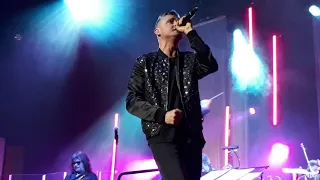 Tom Chaplin @ St David's - Cardiff / somebody to love