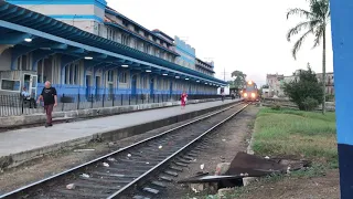 FCC Tren 17 Hab - Stgo de Cuba entrando a Camagüey.