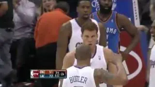 (DUNK OF THE YEAR)Blake Griffin Dunks on Kendrick Perkins