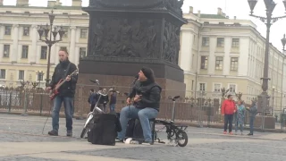 Петербургские музыканты  на Дворцовой - Выхода нет