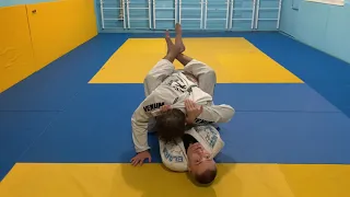 5 удушений лапелом из закрытого гарда - 5 lapel chokes from closed guard in BJJ - BLAKZ Team