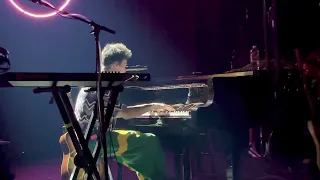 Jacob Collier Sings Best Version Of Fix You I've Ever Heard (@coldplaycover)