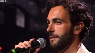 Marco Mengoni - Cambia Un Uomo (Live Radio2 Social Club 2022)