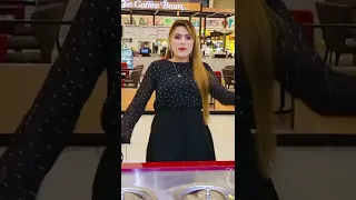 She loves to twist at packages mall lahore Pakistan Istanbul dondurma turkish Icecream