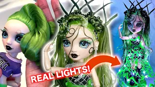 SHE’S ELECTRIC! | Fantastic Fashion 💚Jade Hunter⚡️Unboxing+Review+Restyle! @RainbowHigh