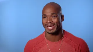 Adrian Peterson REACTS to First Time Seeing Patrick Mahomes
