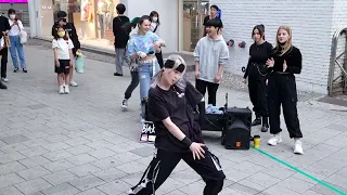 TUESDAY. BLACK MIST. SEUNGHO. FIRST BUSKING. DYNAMIC FASCINATING PERFORMANCE. HONGDAE STREET.