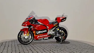 MAISTO 1/18 DUCATI DESMOSEDICI GP22 BAGNAIA MOTOGP 2022