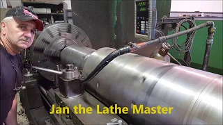 Huge Shaft Manual Turning -- Jan the Lathe Master