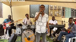 Awesome Gospel Live Jam Session🔥|Emma on bass🎸|Great sounds,wait till the end.sweet bass vibes 🎧