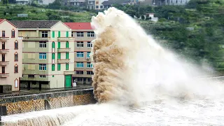 5 Incredible Natural Disasters Caught On Camera