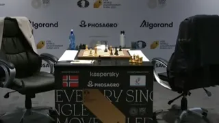 Magnus Carlsen and Ian Nepomniachtchi BOTH LEAVE the Table at the Same Time After Move 40