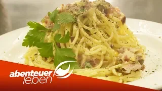 Fast Food Hacker: Schaffen sie die Carbonara zu hacken? | Abenteuer Leben | Kabel Eins