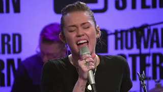 Miley Cyrus performs the climb 2017