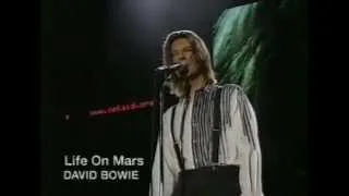 David Bowie - Life on Mars (Net Aid - Wembley Stadium 1999) - HD