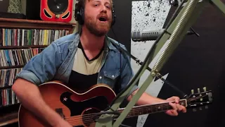 Dan Auerbach - Waiting On a Song - Live on Lightning 100