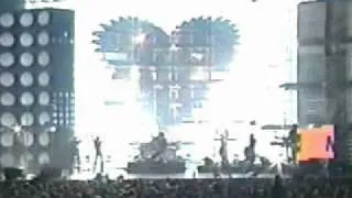 Depeche Mode - Never Let Me Down Again [MTV EMA 2001]