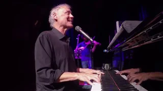 Bruce Hornsby & The Noisemakers - "Circus on the Moon" (Live)