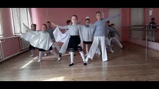 «Дети Солнца» 2 класс — Танец «Летят журавли»