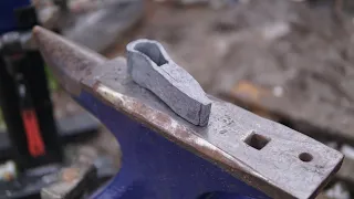 Forging an AXE from a Semi Truck Leaf Spring - Part 1!