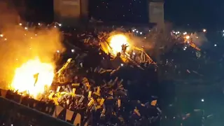 Hinchada de Boca filmando a la de Rosario Central