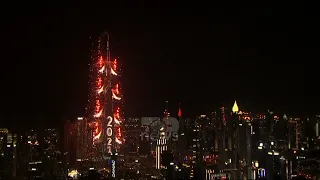 Top News - Dhurata e Dubait për Durrësin/Spektakël fishekzjarresh në vigjilje të Vitit të Ri
