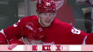 6'8 Söderblom shows off the unreal hands with a gorgeous goal