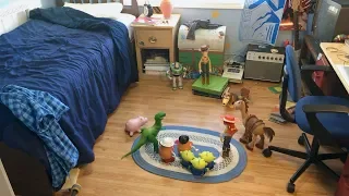 Toy Story 3 IRL Trailer