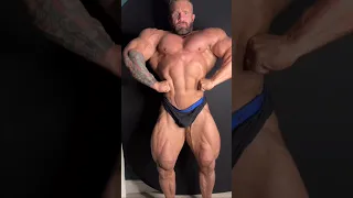 Iain Valliere | Iain Valliere Posing | 15 Weeks Out | Bodybuilding Motivation | Mr Olympia 2023