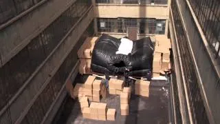 DIVERGENT - Featurette [Filming the Jump Scene Stunt] HD