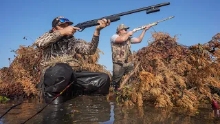 Hunting Teal in a Hidden Spot on Public Land.. Honey Hole!!