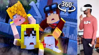 Reacting to Can you ESCAPE Pennywise in 360/VR ?! - Minecraft VR Video