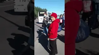 В ожидании дачного автобуса. Петропавловск