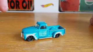 Hot Wheels 52 Chevy wheel swap short