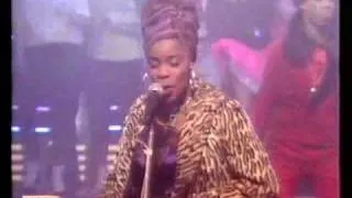 HQ - S-Express - Theme from S-Express - Top of the Pops 1988