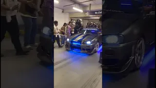 This is how v12 GTR Paul Walker leaving car meet