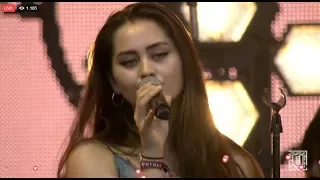 Jasmine Thompson ★ Mad World, Ain't Nobody, Fix Me & Old Friends ★ LIve at the Untold Festival