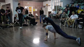 powermove bboy Mah_mood vs Миша Берко - "ALL OPTION" break dance battle