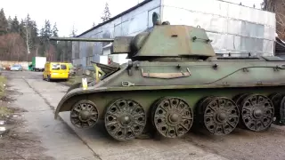 Танк Т-34 из фанеры