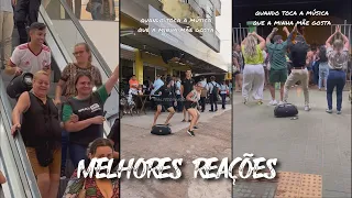 MELHORES REAÇÕES EM DANCINHAS EM PÚBLICO COM A MINHA MÃE #1