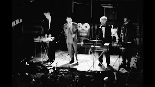 Depeche Mode - Nothing To Fear ( Live at Hammersmith Odeon, 1982)