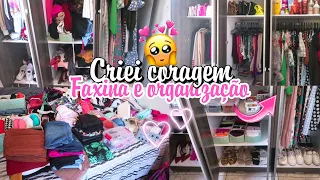 FAXINA E ORGANIZAÇÃO DO GUARDA ROUPA | MUITA ROUPA PARA DOAR | FICOU LIMPINHO 💕